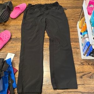 Cherokee infinity scrub pant